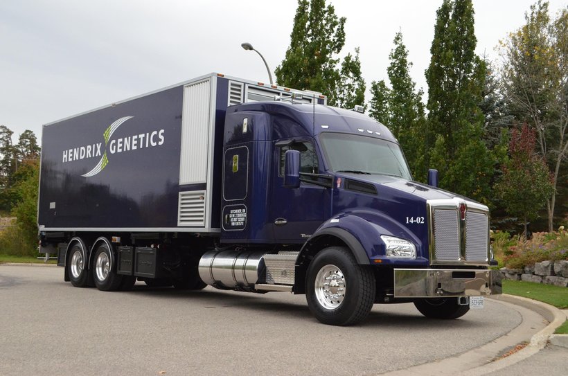 Hybrid poult delivery truck PS